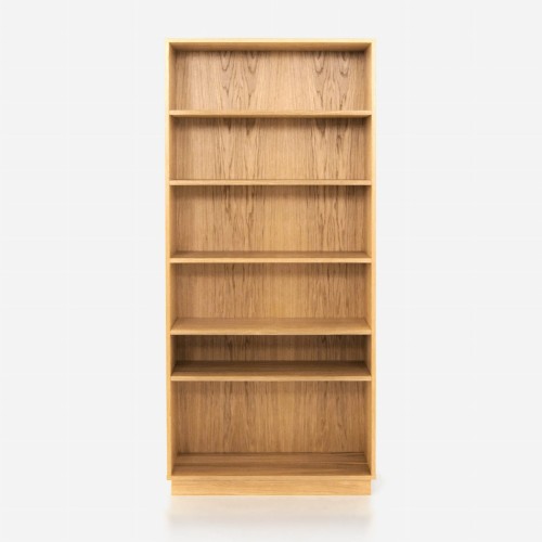 Drewniany regał z dębu na książki